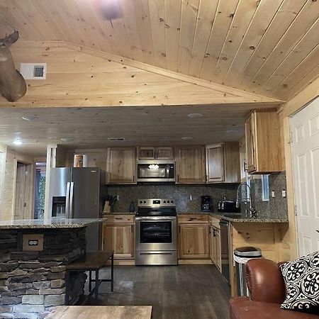 Creekside 3 Bedroom 2 Bath Cabin On Private Creek 배너 앨크 외부 사진