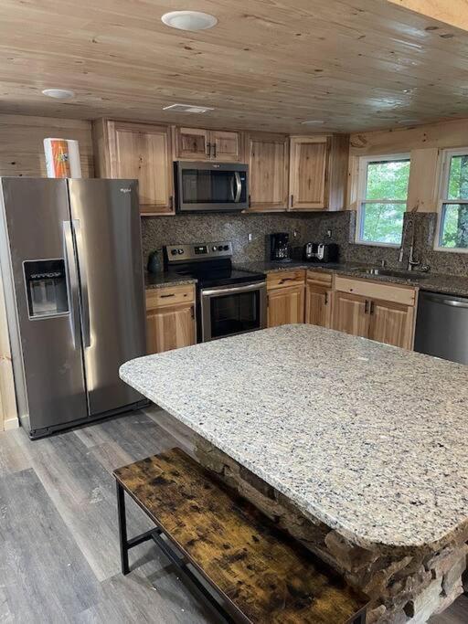 Creekside 3 Bedroom 2 Bath Cabin On Private Creek 배너 앨크 외부 사진