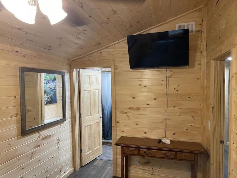 Creekside 3 Bedroom 2 Bath Cabin On Private Creek 배너 앨크 외부 사진