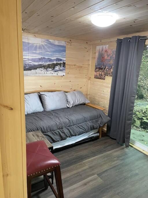 Creekside 3 Bedroom 2 Bath Cabin On Private Creek 배너 앨크 외부 사진