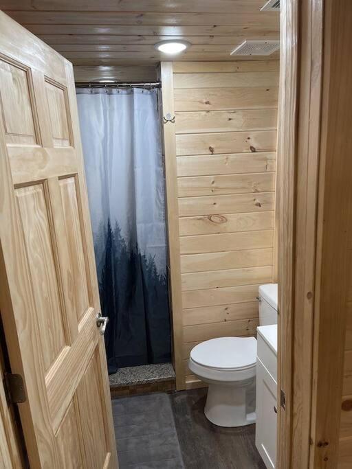 Creekside 3 Bedroom 2 Bath Cabin On Private Creek 배너 앨크 외부 사진
